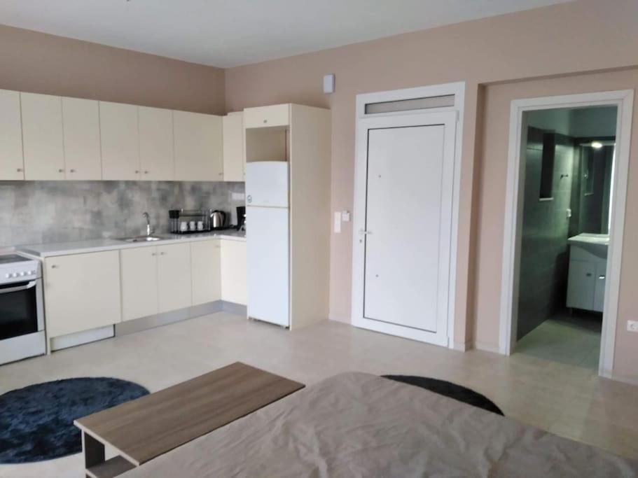 Brand New Spacious Studio Itea Exterior foto